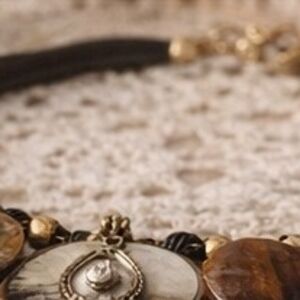 Elegant Gold and Brown Women's Necklace